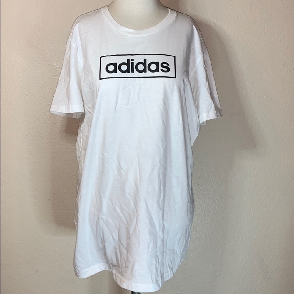 Adidas tee
